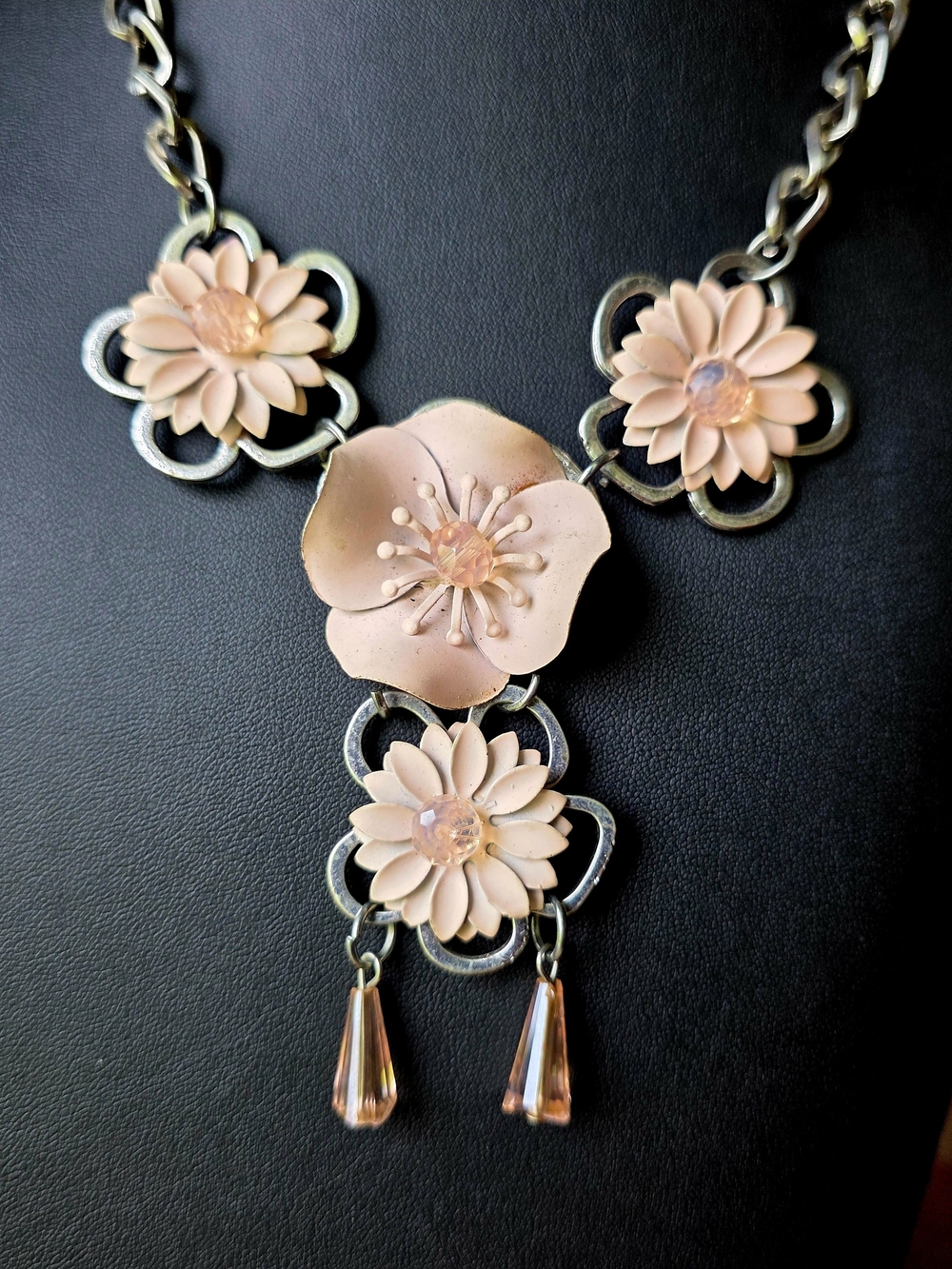 Delicate Pink Metal Floral Necklace - Vintage Inspired